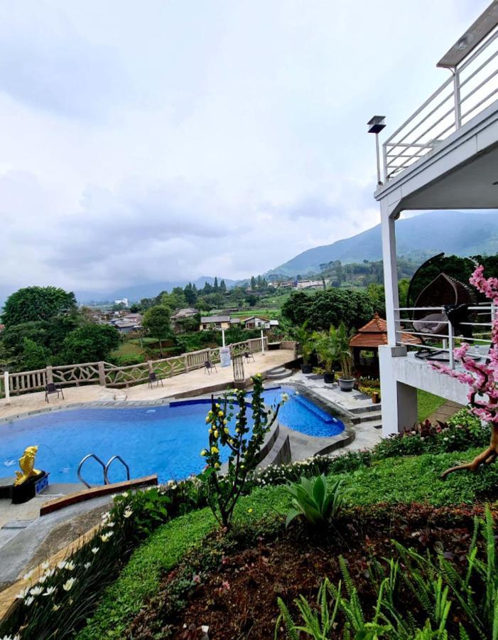 Villa Kaca 88 Cianjur Luaran gambar